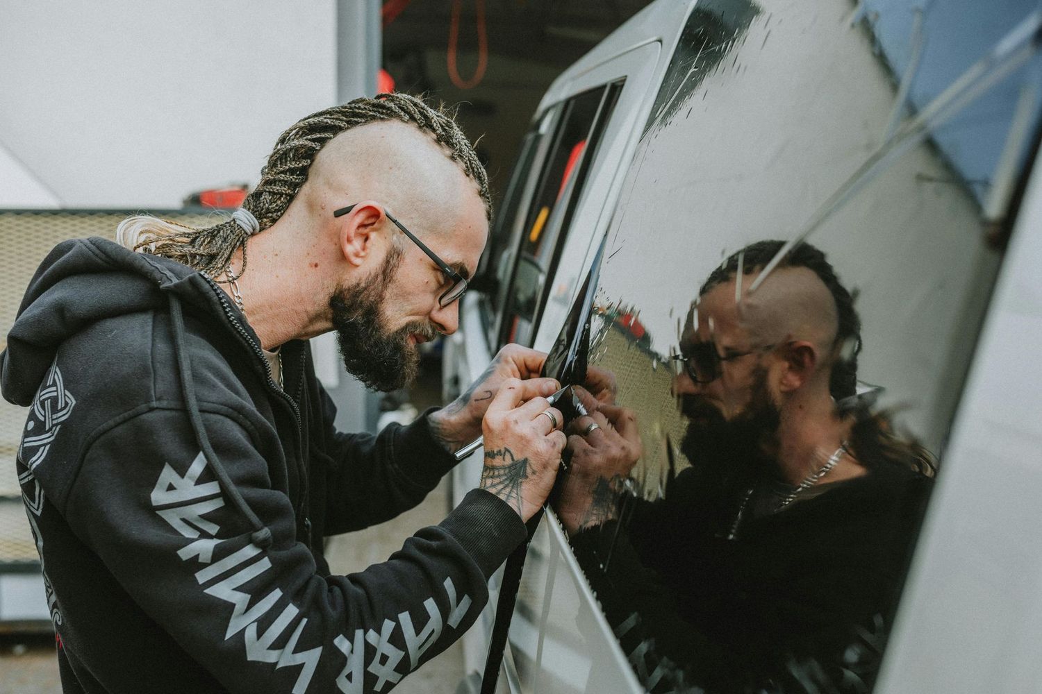 Vehicle Tinting Service