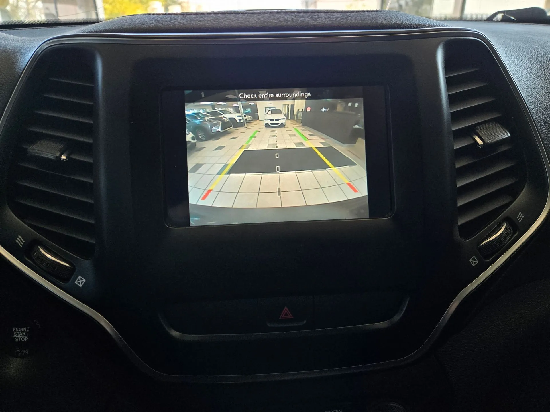 2019 Jeep Cherokee North