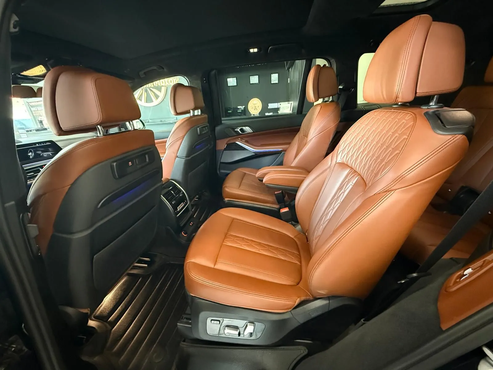 2021 BMW X7-xdrive40i (m sport package)