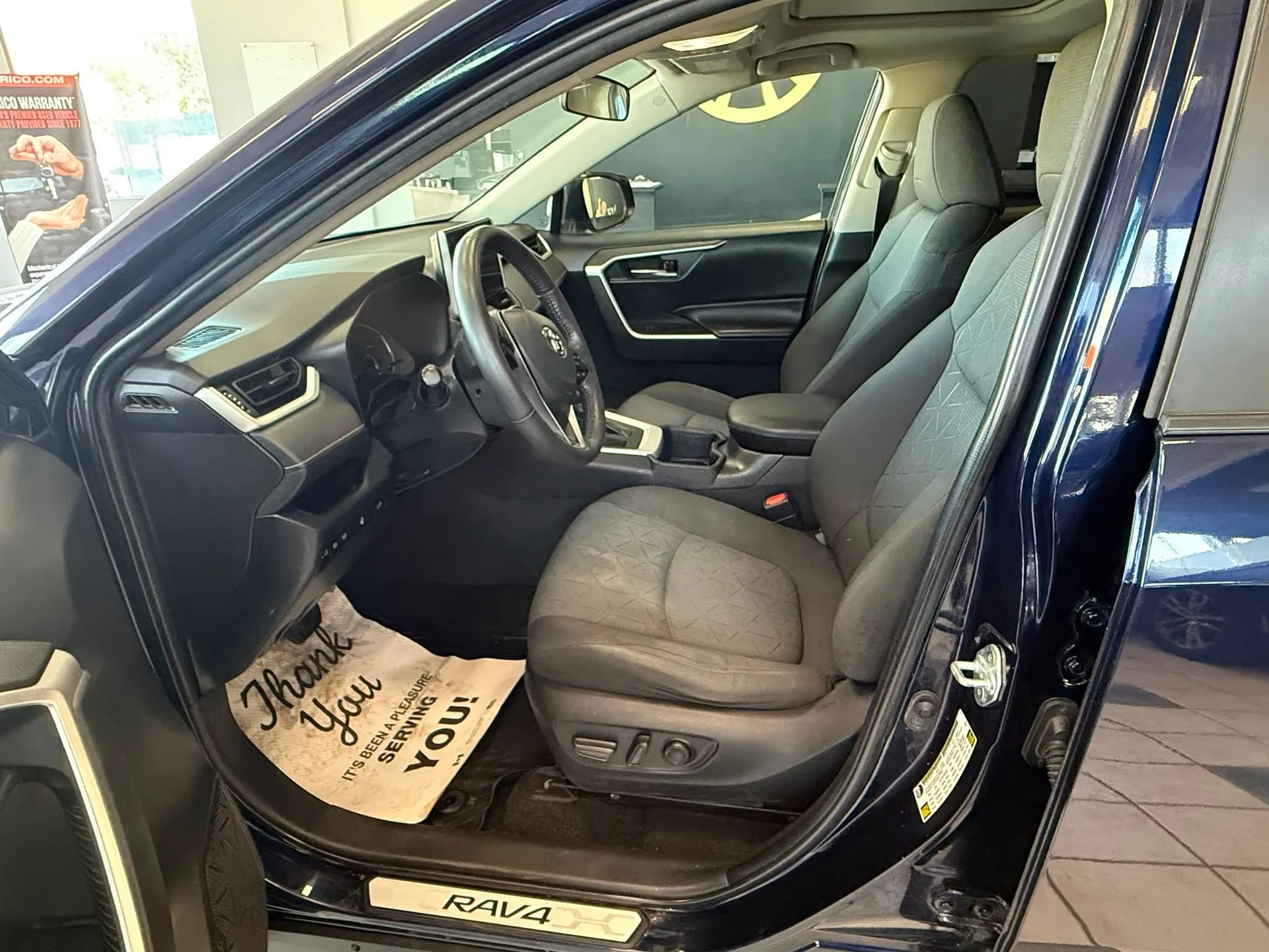 2023 Toyota RAV4 XLE AWD