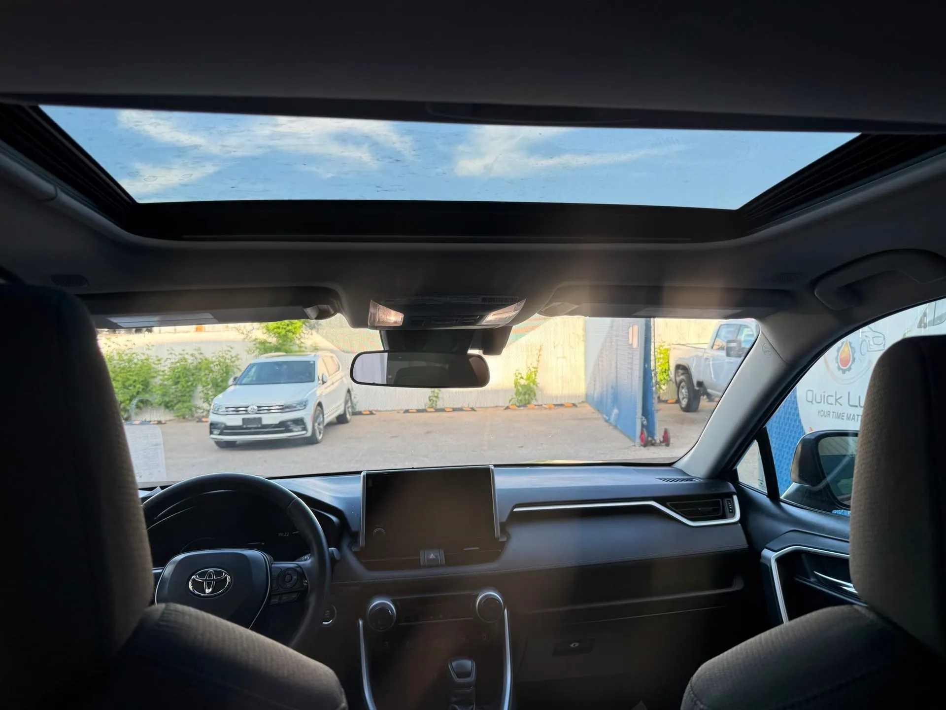 2023 Toyota RAV4 XLE AWD