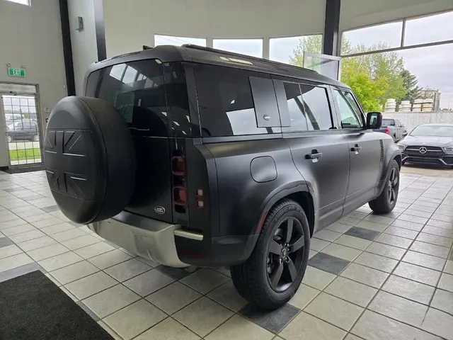 2020 Land Rover Defender 110 P400